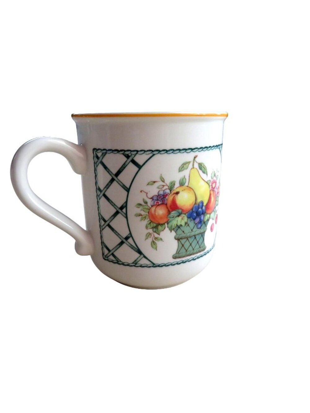 One Vintage Villeroy& Boch Basket Coffee Mug 3 5/8" Excellent